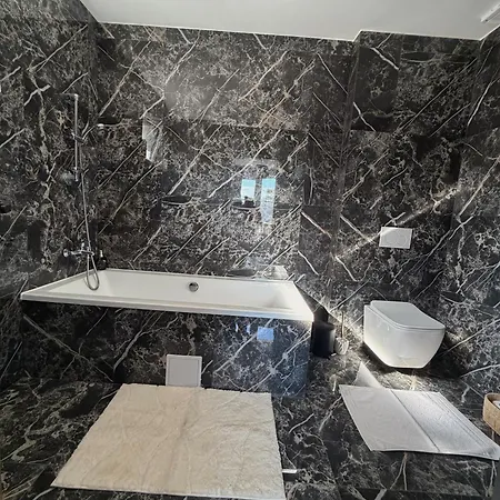 Villa Arboria